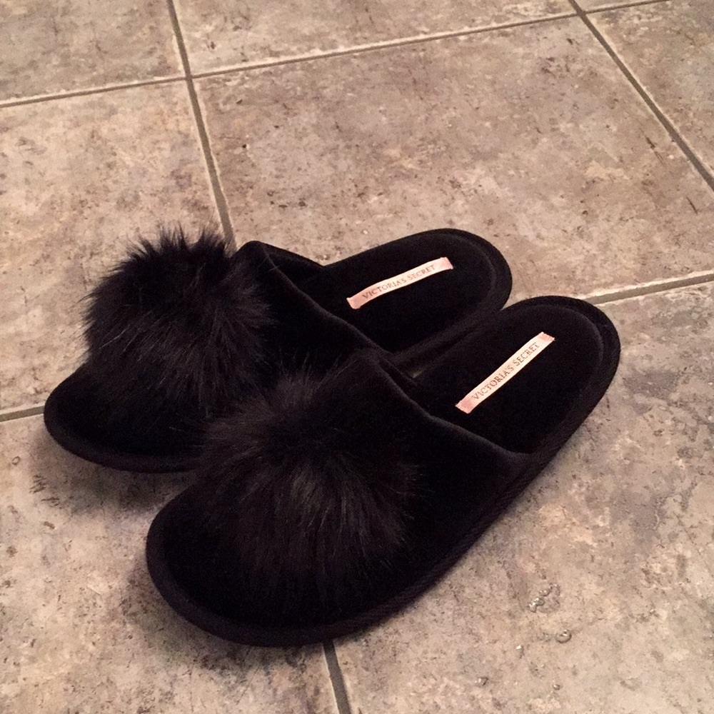 Victoria’s Secret Black Pom Pom Slippers